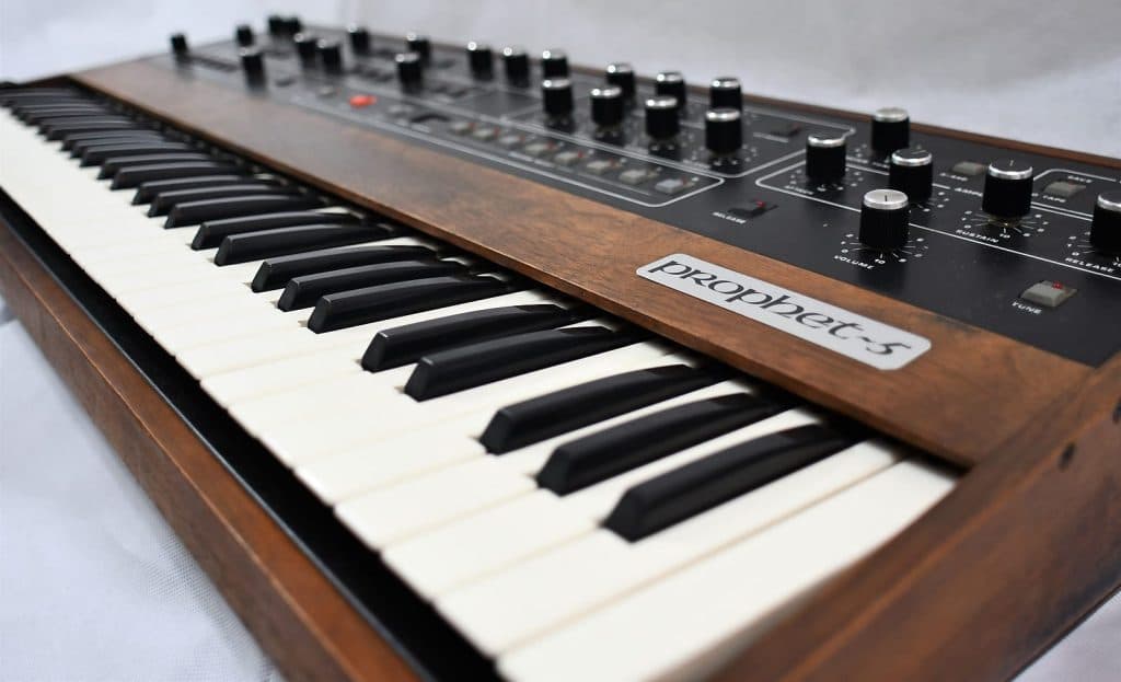 Sequential Circuit – Prophet 5
