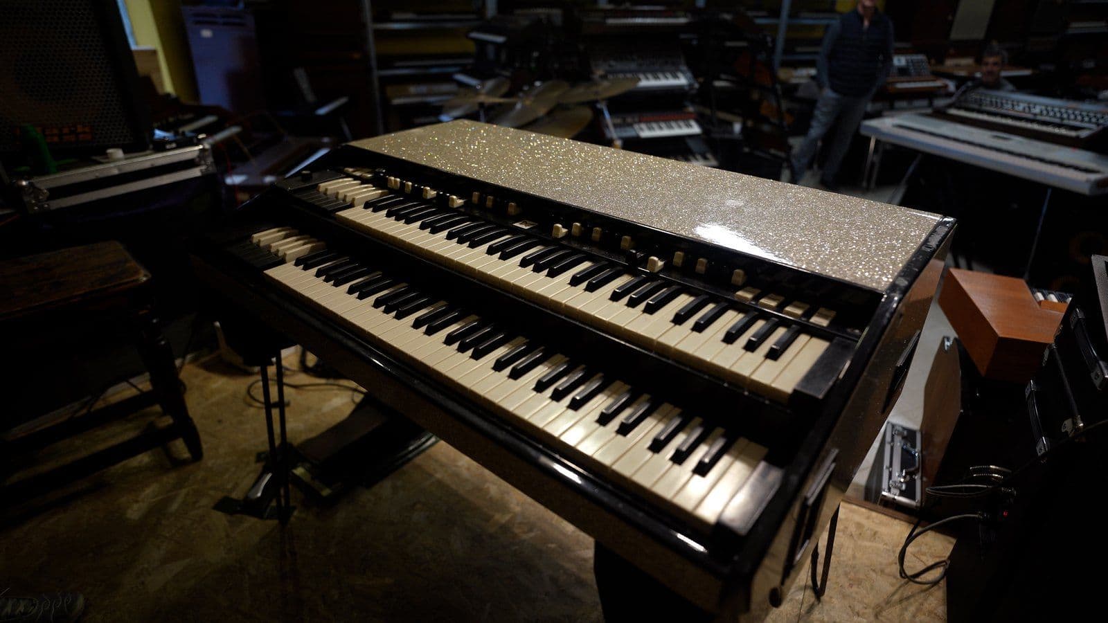 Brian Auger's 1956 Hammond C3 in its stealth flight case, with the Broken Glass sparkle top